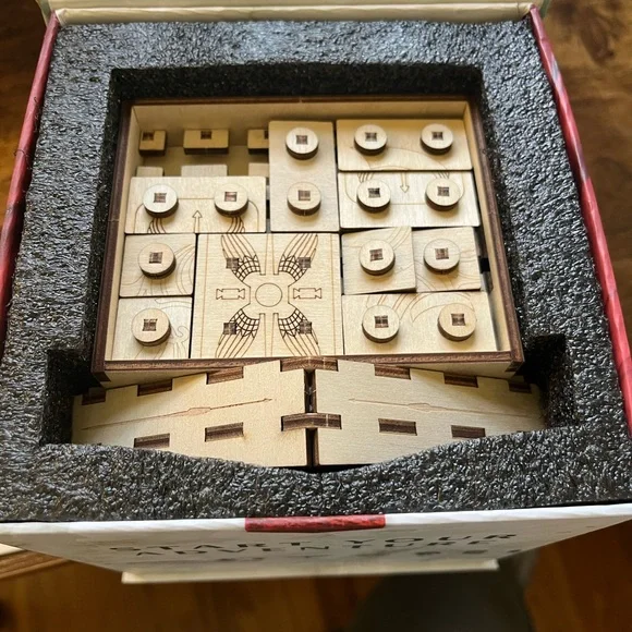 🌟Inscape Box Caesar’s Riches Puzzle Box - Picture 7 of 13